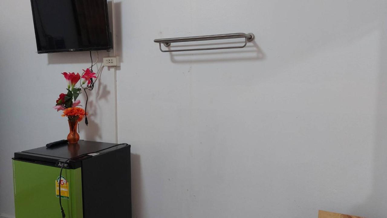 Sataya Apartment Maha Sarakham Esterno foto