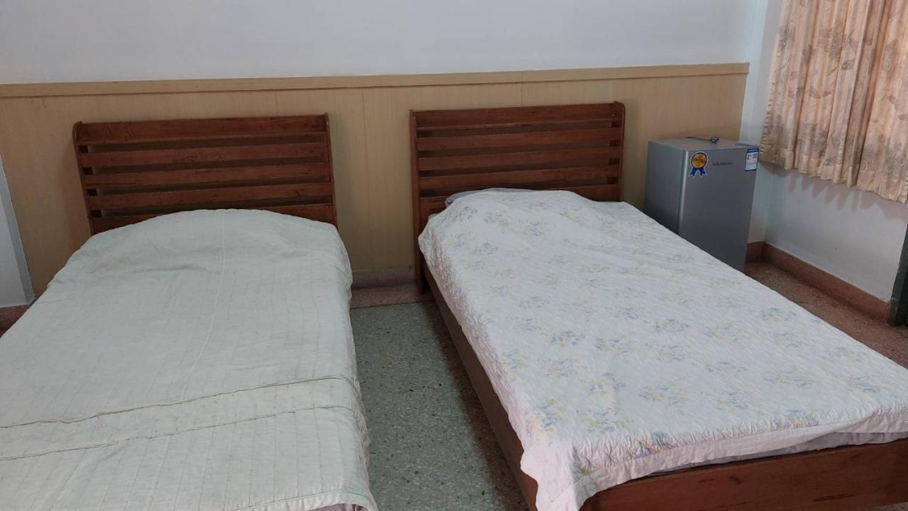 Sataya Apartment Maha Sarakham Esterno foto