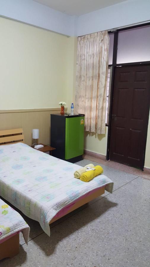 Sataya Apartment Maha Sarakham Esterno foto
